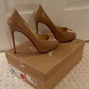 Christian Louboutin New Very Prive 120 Patent Nude Pump